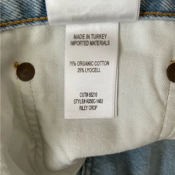 AGOLDE Riley High Rise Slim Straight Crop Jean in Reputation - Picture 8 of 13